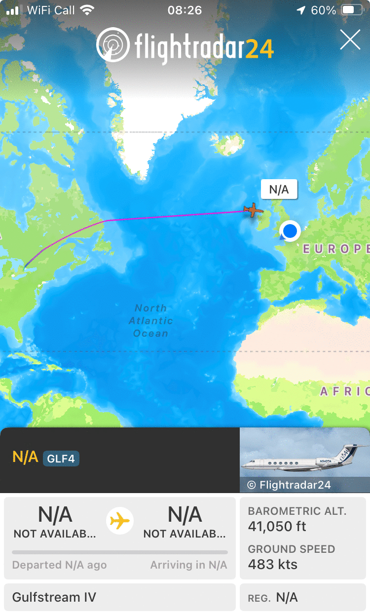 Jet Set, Upright and Locked
